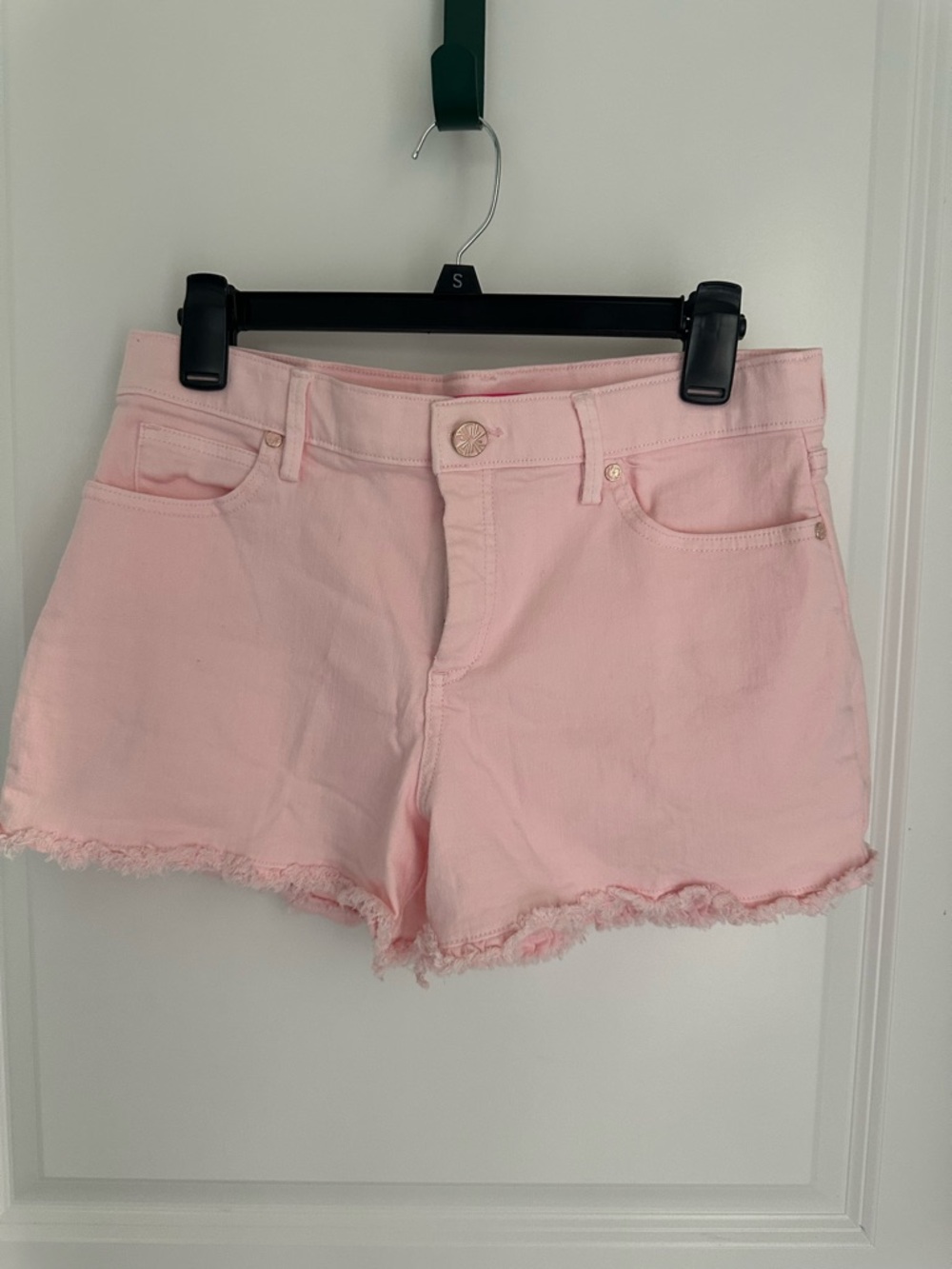 Lilly Pulitzer Women's Light Pink Denim Cutoff Shorts